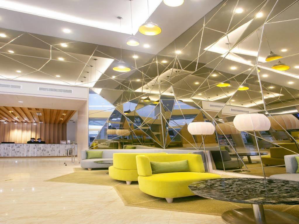 Hotel Grand Zuri Muaraenim Zewnętrze zdjęcie